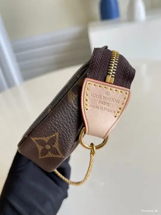 Firstbag LOUIS MINI ACCESSOIRES VUITTON POCHETTE 0703